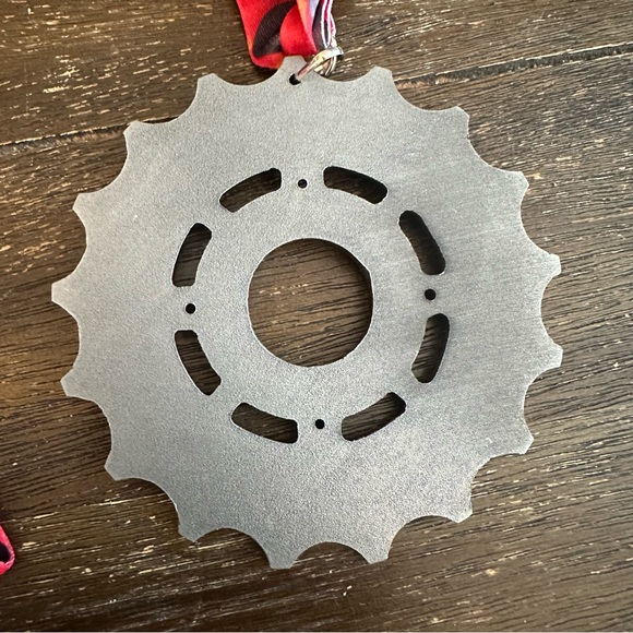 2023 North to New Hampshire Bicycle Race Medal and Ribbon - Picture 2 of 3